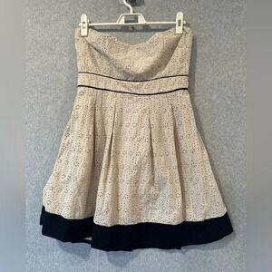 Anthropologie HAVE Short Strapless Gorgeous Beige Eyelet Dress Size large 2753
